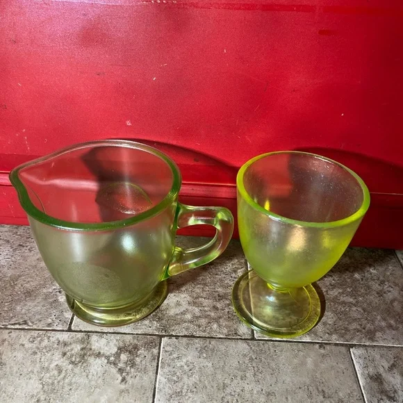 Westmorland Uranium Glass Pitcher Orange Lime UV Depression Black Light VTG Deco - Picture 2 of 16